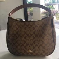 ราคา Coach HoBo มือ 2 ของแท้ 100% (7702239983)