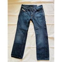 ราคา กางเกงยีนส์ Diesel Larkee make in ITALYแท้มือสอง size W30 L34 กระดุม Made in italy ขากระบอก (24000756130)
