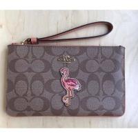 ราคา พร้อมส่ง ‼ ใหม่ COACH F31124 คล้องมือ 1 ซิป ไซส์ L (1515732450)