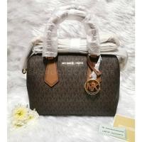 ราคา ของแท้ ของใหม่ % Michael Kors Hayes SM Duffle BROWN (#35T9GYEU1B) กระเป๋าทรงหมอนมินิ 9" รุ่นใหม่ สายสปอร์ต (11335233573)