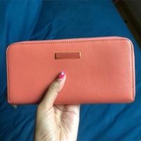 ราคา กระเป๋าตังค์ charles & keithมือสอง ของแท้1000% (2600895319)