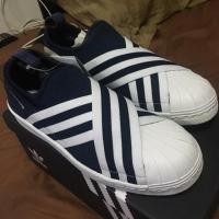 ราคา adidas slip on uk5 เท้า 23.5 cm.ของใหม่ (177902597)