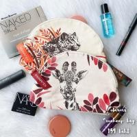 ราคา พร้อมส่ง! ❤️ clarins makeup bag *กระเป๋าเครื่องสำอาง (26289203769)