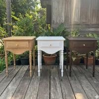 ราคา ตู้หัวเตียง ไม้สักแท้ ขากลึง 1 ลิ้นชัก (สูง 60 ซม.) ตู้ข้างเตียง ตู้เก็บของไม้สัก สไตล์วินเทจ (48103155766)