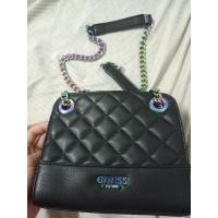 ราคา กระเป๋า Guess ของเเท้ 100% มือสอง สภาพดี (15342210912)