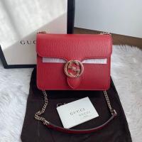 ราคา Very new Gucci crossbody chain สีแดง ปี2019 สวยมาก สภาพใหม่เลยค่า หนังทรงแข็งเป้ะ (2287711766)