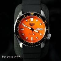 ราคา JDM MAY WATCH ★ นาฬิกา Seiko 5 Sports SKX Series Automatic SBSA309/SRPL89 4R36 สายสแตนเลส Hardlex Glass ซิลิโคน 《U》 (41650818809)