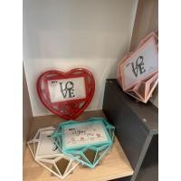 ราคา กรอบรูปสีสันสวยงาม ลวดลายเก๋ๆรูปหัวใจ (24714111286)