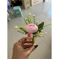 ราคา เข็มกลัดดอกไม้ติดหน้าอก เข็มกลัดดอกไม้ติดเสื้อ ช่อดอกไม้ติดเสื้อ เข็มกลัดดอกไม้ ของใช้งานแต่งงาน ดอกไม้เพื่อนเจ้าบ่าว (25152123895)