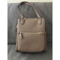 ราคา กระเป๋าเป้ แบรนด์ HusHush มือสอง (21253133838)