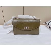 ราคา แท้ 100% กระเป๋าสะพายข้าง บอดี้ครอส จาก CK รุ่น CK2-80781149 (5378938091)