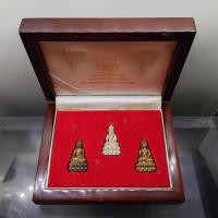 ราคา พระชัยวัฒน์ ตั๊กม้อ (ชุด3 เนื้อ เงิน นวะโลหะ สัมฤทธิ์) ปลุกเสก 2 พิธีใหญ่ 2 แผ่นดินไทย - จีน วัดสุทัศนฯ - วัดกวงซิ่ว ปี2 (57550534808)