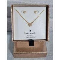 ราคา ชุดเซ็ท สร้อยคอKate Spade รูปหัวใจ พร้อมกล่อง ของแท้100% (24126130818)