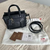 ราคา กระเป๋า COACH หนังนิ่ม แท้ด้านข้างลายหนังงู สายยาวถอดปรับได้ (27254721283)