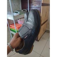 ราคา รองเท้าหนัง Kickers มือสองของแท้ (42909260964)