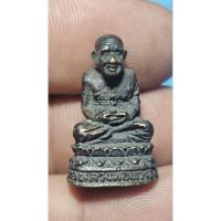 ราคา การันตีพระแท้ รูปหล่อลอยองค์ หลวงปู่ทวด "รุ่น 111 ปี กระทรวงกลาโหม" ปลุกเสก ณ วัดช้างไห้ จ.ปัตตานี ปี 2540 เนื้อโลหะผสม (43970440867)