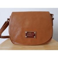 ราคา กระเป๋าหนังแท้ Andre Valentino มือสองของแท้ (13836780758)