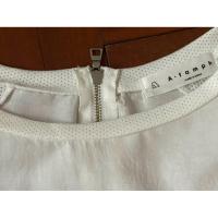 ราคา เสื้อสีขาวแขนยาวแต่งชายลูกไม้สีขาว (42622052626)