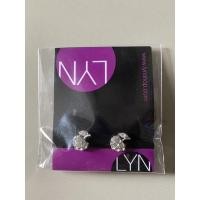 ราคา ต่างหู LYN ของแท้ ❗️❗️ (4693768707)