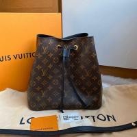 ราคา Like new Lv neo noe dc17 สภาพสวย มุมไม่ถลอก หนังทรงสวยค่ะ ลายชัดเลย อุปกรณ์ครบมาก (6516648884)