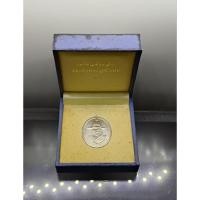 ราคา เหรียญที่ระลึก สมเด็จพระสุริโยทัย เนื้อเงิน (ราชินี สร้าง) บล็อกกษาปณ์ ปี2538 กล่องเดิม (54602689147)