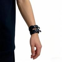 ราคา Dark Punk หนัง Armband ชายเสื้อแขน Hoop Sportsman แขนแหวน Armband Arm Guard สายคล้องสร้อยข้อมือหนังสีดํา (50203782345)