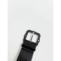 ราคา Used Gucci Feline Cat Studded black Leather Bracelet (27668873869)