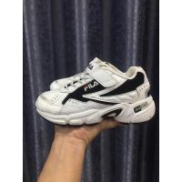 ราคา FILA สี ขาว ดำ ยาว 18 cm. (11810427782)