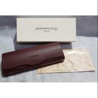 ราคา กล่องใส่แว่นตา แบรนด์เนม Oliver People แท้! พร้อมผ้าเช็ดเลนส์ (1738100435)