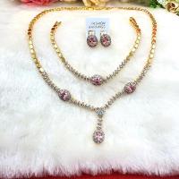 ราคา ชุดเครื่องประดับพลอยสีชมพูล้อมเพชรระย้า พลอยสีชมพู แซฟไฟร์สีชมพู เสริมอำนาจบารมี ชุดครื่องประดับ เครื่องประดับใส่ออกงาน (10186559046)