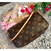 ราคา Lv monogram pochette แท้ (2365654047)