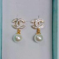 ราคา ต่างหูเนื้อทองเหลืองแท้ดีไซน์งานCCประดับไข่มุกแก้วญี่ปุ่นสีขาว (19962269397)