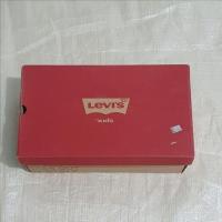 ราคา กล่องรองเท้ามือสอง LEVI'S KIDS ของแท้ (27480992637)
