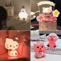 ราคา การ์ตูนคิตตี้ไฟกลางคืนน่ารักลูกสุนัขโคมไฟข้างเตียงจบการศึกษาชุดของขวัญ (28533134737)