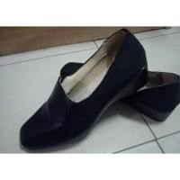 ราคา รองเท้าคัชชูสีดำ Bata มือสอง (2298802582)