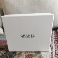 ราคา กระเป๋าชาแนล พรีเมียม​กิ๊ฟ ของแท้ มือ1 (47104517017)