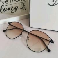 ราคา แว่นตากันแดด ทรงyaya แว่นกรองแสงuv400 เลนส์ออโต้ หน้ากลม หน้าใหญ่ใส่ได้ (23929467938)