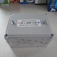 ราคา ( แพคพร้อมใช้ ) แบตเตอรี่ลิเธียมฟอสเฟต LiFePO4 32650 3.2V แบบเกลียว 48 V 5 A (2301031631)