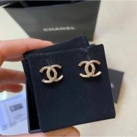ราคา Used chanel earrings 1.3cm (17419962429)