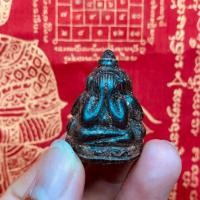 ราคา พระปิดตาพระสามเกอ เนื้อผงกะลาตาเดียว ขนาดประมาณ 3ซม (25358984587)