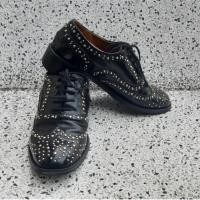 ราคา รองเท้าหนังแก้วแต่งหมุด สวยมากกกก ร็อคสุดอะไรสุด ใส่สบายด้วย วัสดุดีมากจ้า (2134680577)