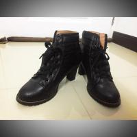 ราคา รองเท้าบูทสั้น มือสอง หนังแท้100% (2749123513)