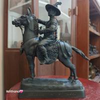 ราคา สมเด็จพระเจ้าตากสินมหาราช ทรงม้า วัดอินทาราม (พระอารามหลวง)ธนบุรี กทม.พระมหากษัตริย์ผู้ทรงกอบกู้เอกราชของปวงชนชาวไทยที่ (21573927055)
