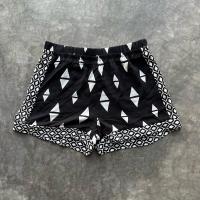 ราคา กางเกงขาสั้น HM สีดํา (56753913304)