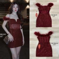 ราคา มินิเดรสผ้ากลิตเตอร์สีขาว Design ปาดไหล่ สายแต่งขนนกสามารถใส่เป็นสายเดี่ยวก็ได้ เว้าอกทรง V-shape (28440457954)