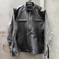 ราคา เสื้อแจ็คเก็ตหนังมือสองสไตล์คลาสสิกพร้อมกระเป๋าหน้าอกสองกระเป๋า (40464577606)