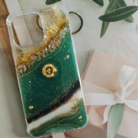 ราคา เคสมือถือ เสริมสิริมงคลสีเขียวสวยประดับหินนำโชคกรีนอเวนจูรีน+เคลียร์ควอตซ์+โรสควอตซ์ พร้อมกังหันนำโชค สัญลักษณ์โอม (20863107153)