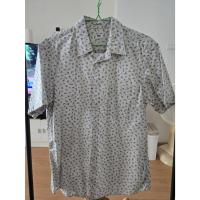 ราคา เสื้อเชิ้ต มือ 2 Uniqlo แท้ (42807612385)