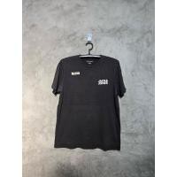 ราคา เสื้อยืดมือสอง อก22‘ยาว28’ Jack & Jones ดำปั้มคอ (41678060641)