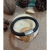 ราคา สร้อยข้อมือ สายหนังแท้ หนังถัก สีดำ ทรงกลม ระบบแม่เหล็กดูด (22084856184)
